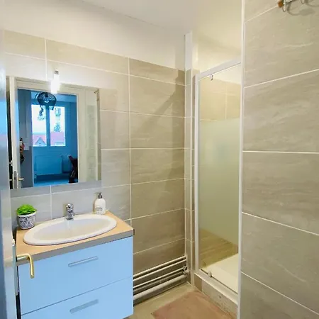 Superbe appartement centre Montluçon, proche hôpital Extérieur photo